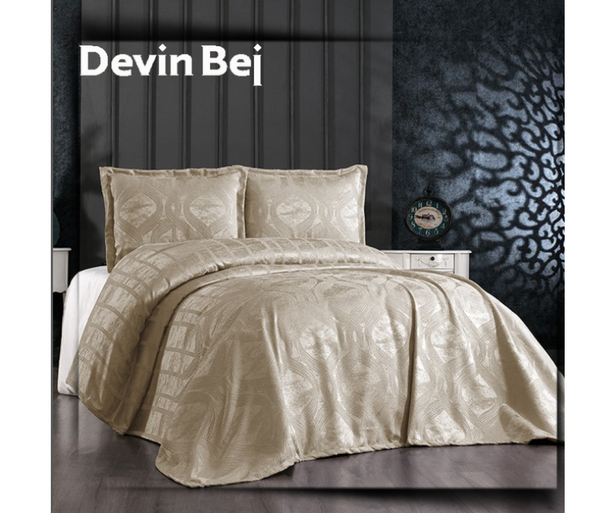 Devin Yatak Örtüsü
